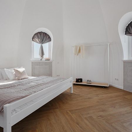 Royal Sky Apartments Odessa Phòng bức ảnh