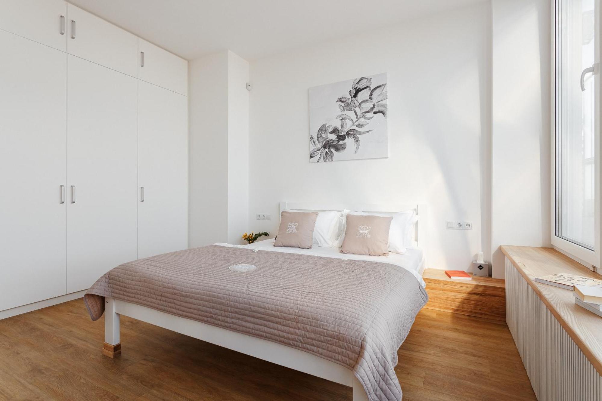 Royal Sky Apartments Odessa Phòng bức ảnh