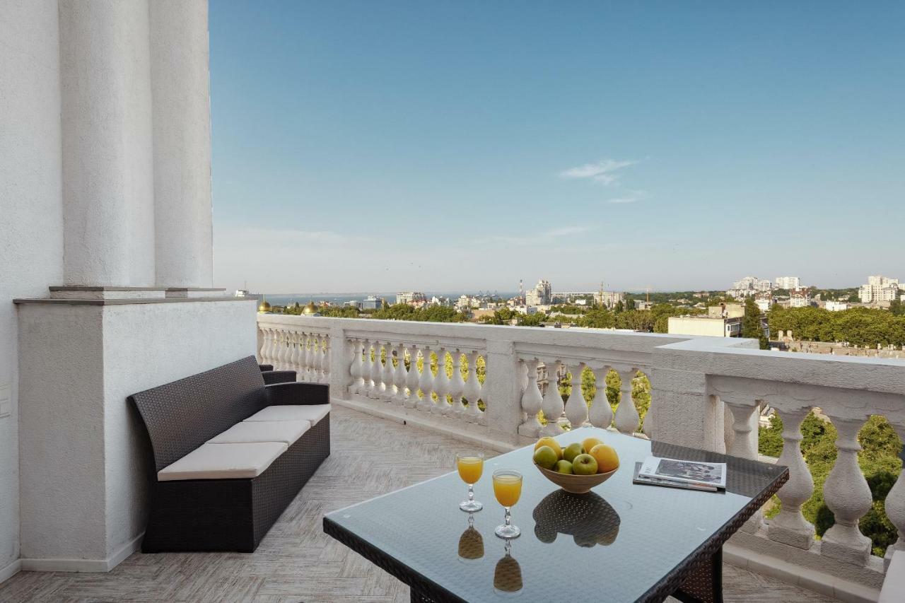 Royal Sky Apartments Odessa Ngoại thất bức ảnh